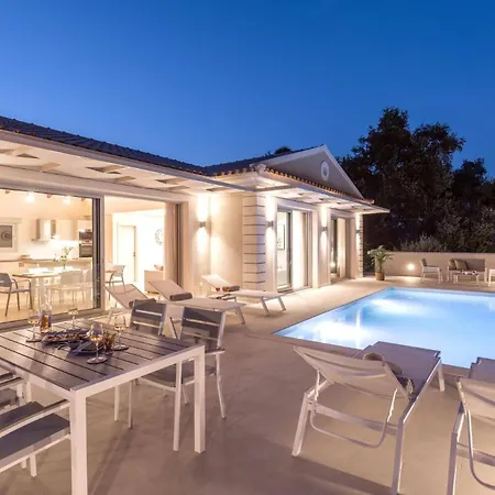 Perlaki By * Kassiopi